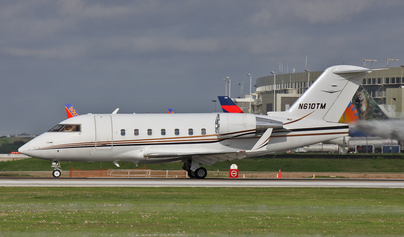 Bombardier CL600 Challenger